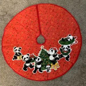 Christmas tree skirt